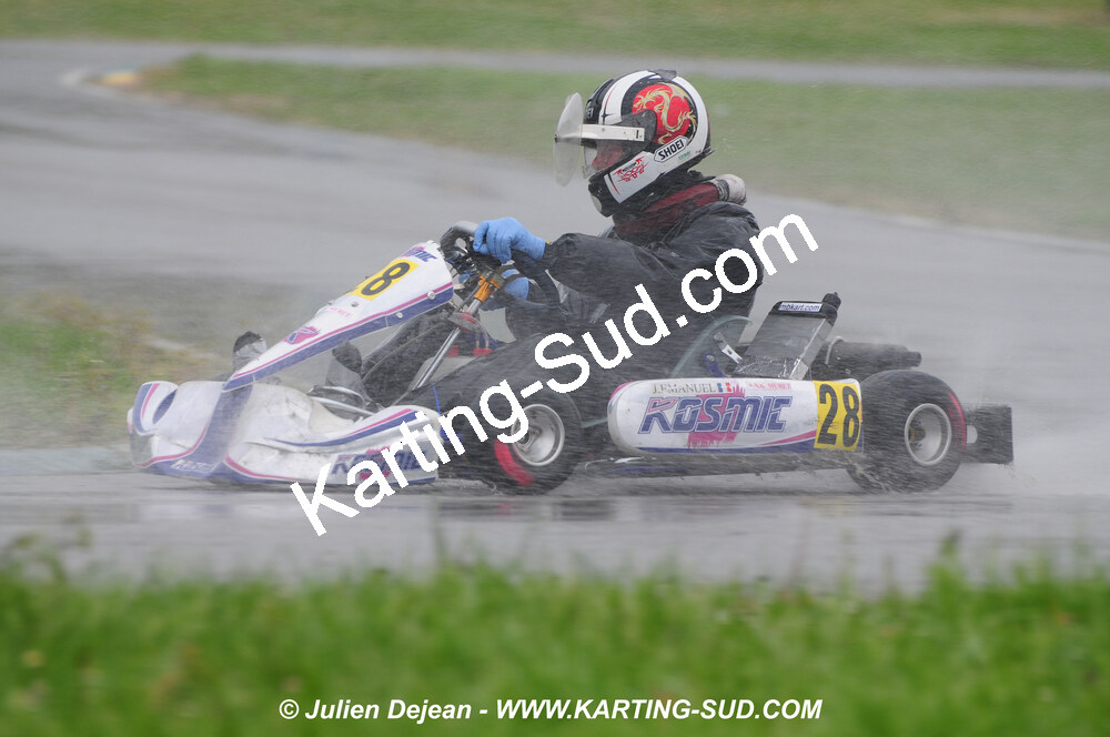 12/04/2009 : 1ère manche du Championnat Sud et 1ère manche du Championnat Régional Languedoc-Roussillon à Lavelanet (photos Julien Dejean) 2009 — karting