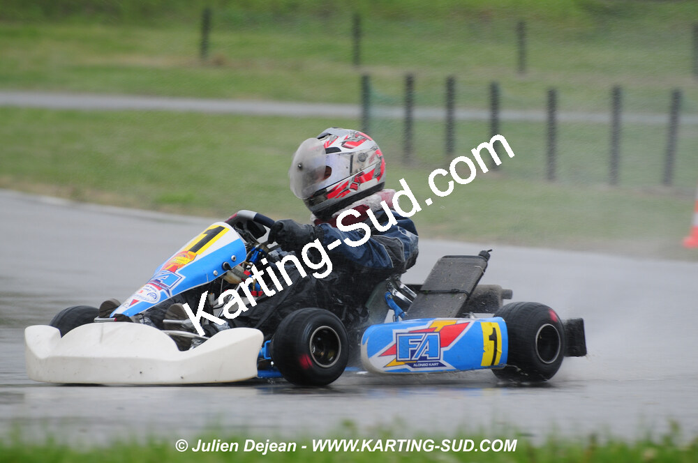 12/04/2009 : 1ère manche du Championnat Sud et 1ère manche du Championnat Régional Languedoc-Roussillon à Lavelanet (photos Julien Dejean) 2009 — karting