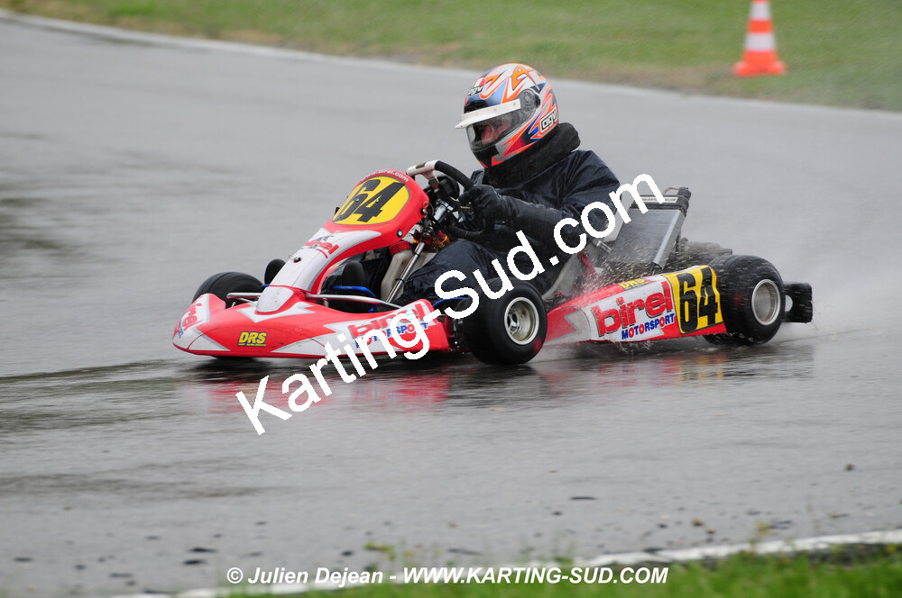 12/04/2009 : 1ère manche du Championnat Sud et 1ère manche du Championnat Régional Languedoc-Roussillon à Lavelanet (photos Julien Dejean) 2009 — karting