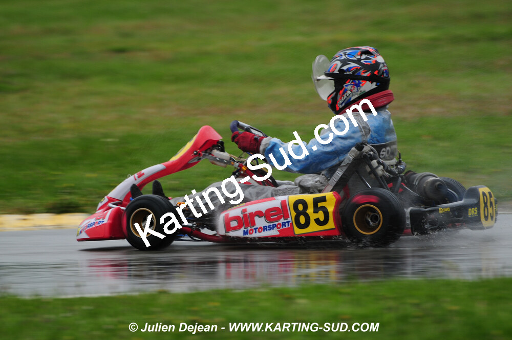 12/04/2009 : 1ère manche du Championnat Sud et 1ère manche du Championnat Régional Languedoc-Roussillon à Lavelanet (photos Julien Dejean) 2009 — karting