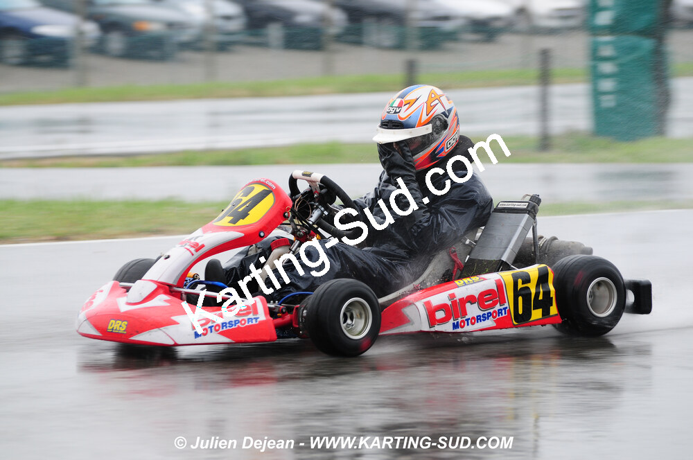 12/04/2009 : 1ère manche du Championnat Sud et 1ère manche du Championnat Régional Languedoc-Roussillon à Lavelanet (photos Julien Dejean) 2009 — karting