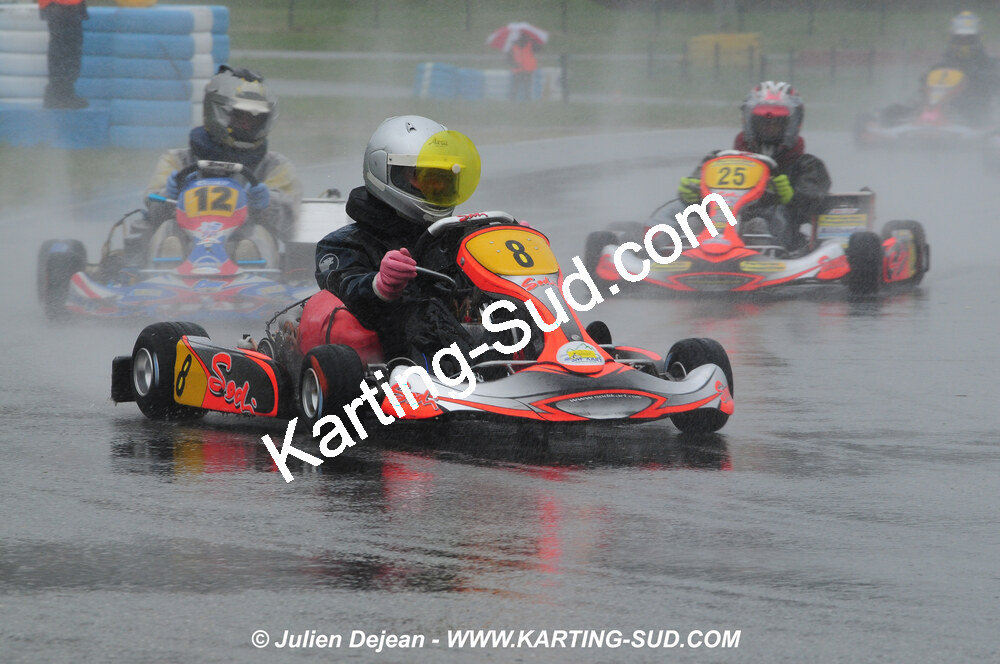 12/04/2009 : 1ère manche du Championnat Sud et 1ère manche du Championnat Régional Languedoc-Roussillon à Lavelanet (photos Julien Dejean) 2009 — karting