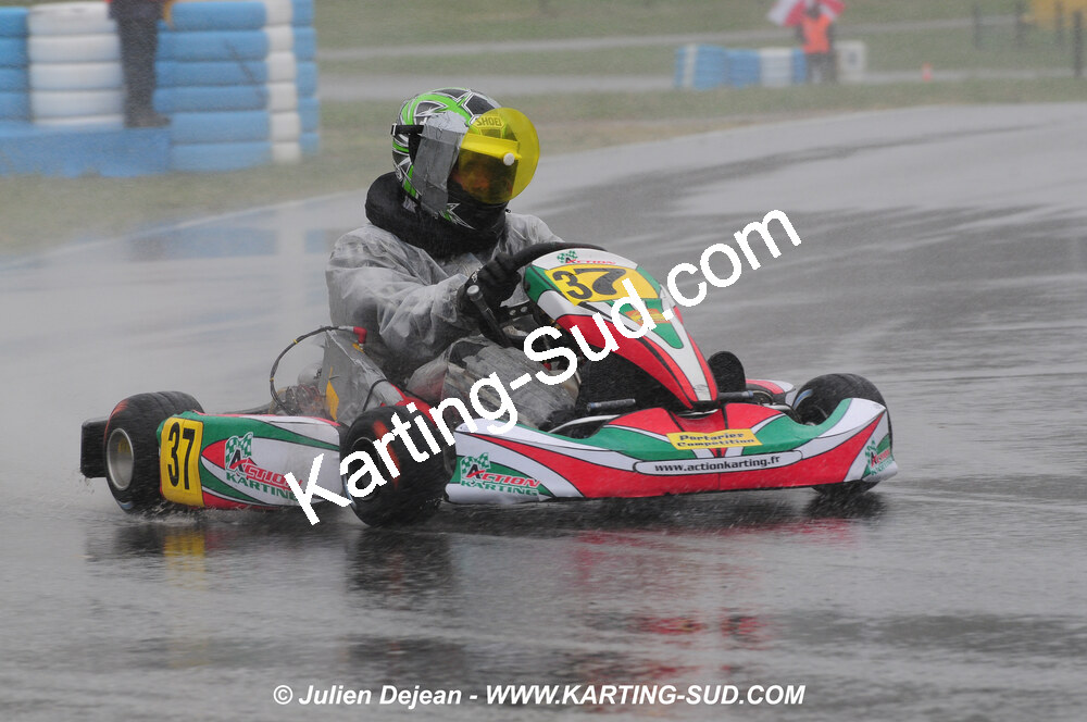 12/04/2009 : 1ère manche du Championnat Sud et 1ère manche du Championnat Régional Languedoc-Roussillon à Lavelanet (photos Julien Dejean) 2009 — karting