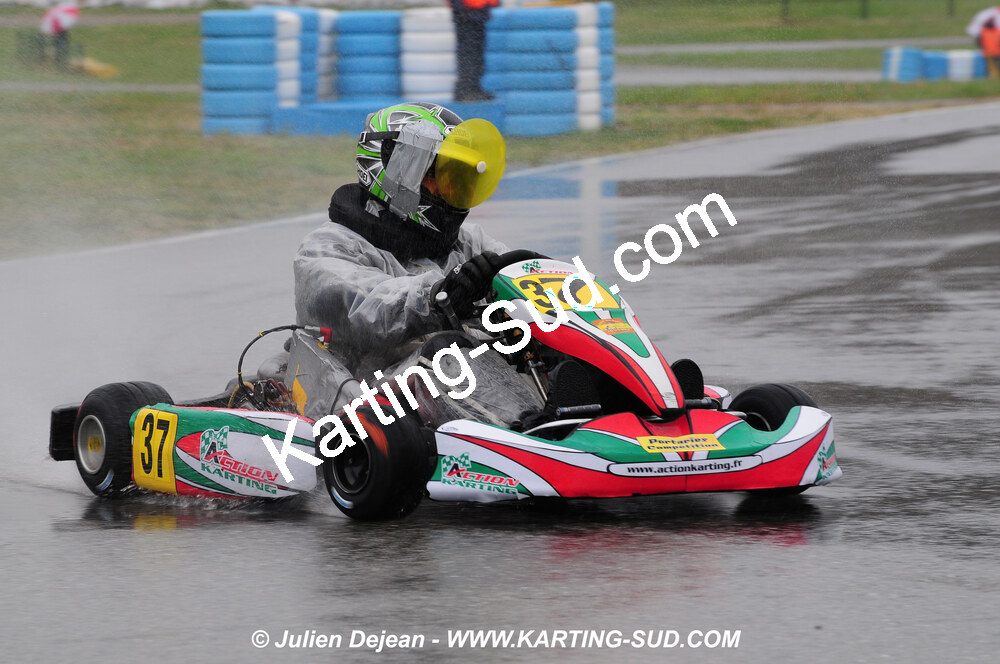 12/04/2009 : 1ère manche du Championnat Sud et 1ère manche du Championnat Régional Languedoc-Roussillon à Lavelanet (photos Julien Dejean) 2009 — karting