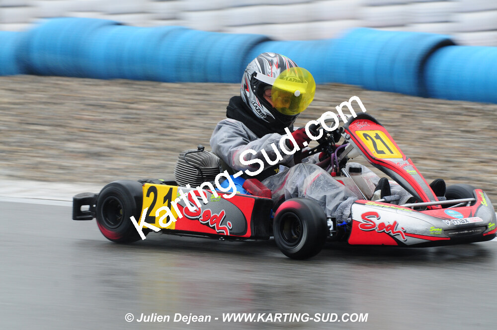 12/04/2009 : 1ère manche du Championnat Sud et 1ère manche du Championnat Régional Languedoc-Roussillon à Lavelanet (photos Julien Dejean) 2009 — karting