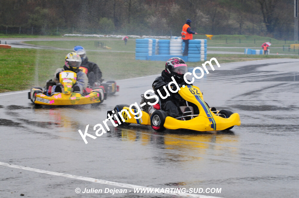12/04/2009 : 1ère manche du Championnat Sud et 1ère manche du Championnat Régional Languedoc-Roussillon à Lavelanet (photos Julien Dejean) 2009 — karting