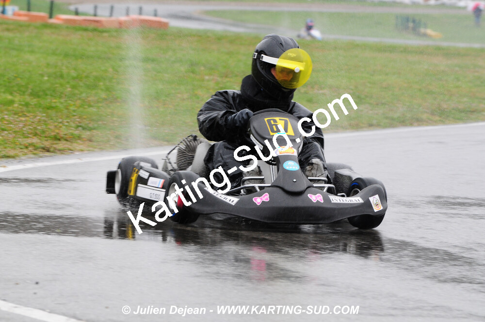 12/04/2009 : 1ère manche du Championnat Sud et 1ère manche du Championnat Régional Languedoc-Roussillon à Lavelanet (photos Julien Dejean) 2009 — karting
