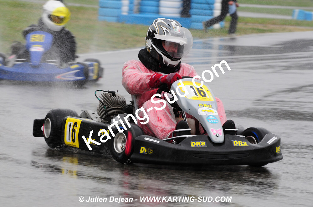 12/04/2009 : 1ère manche du Championnat Sud et 1ère manche du Championnat Régional Languedoc-Roussillon à Lavelanet (photos Julien Dejean) 2009 — karting