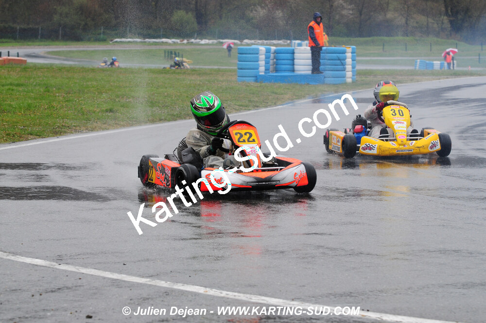 12/04/2009 : 1ère manche du Championnat Sud et 1ère manche du Championnat Régional Languedoc-Roussillon à Lavelanet (photos Julien Dejean) 2009 — karting