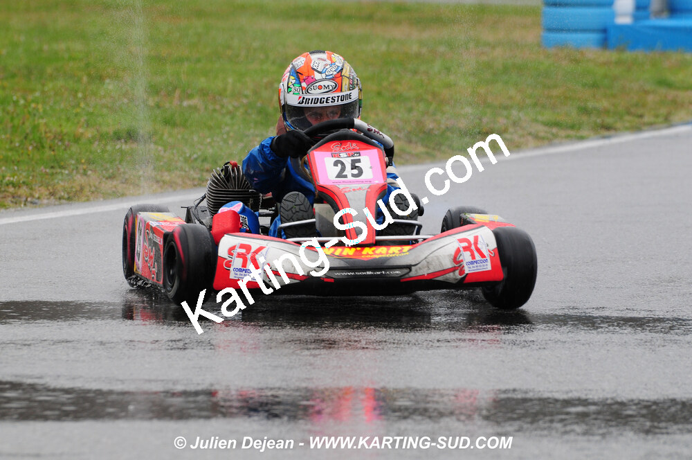 12/04/2009 : 1ère manche du Championnat Sud et 1ère manche du Championnat Régional Languedoc-Roussillon à Lavelanet (photos Julien Dejean) 2009 — karting