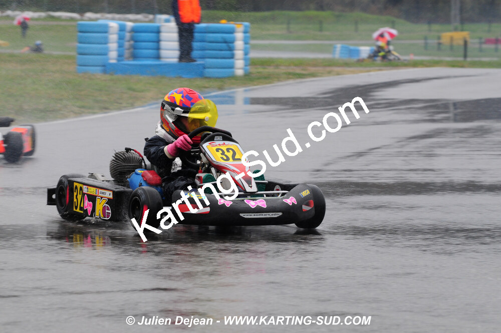 12/04/2009 : 1ère manche du Championnat Sud et 1ère manche du Championnat Régional Languedoc-Roussillon à Lavelanet (photos Julien Dejean) 2009 — karting