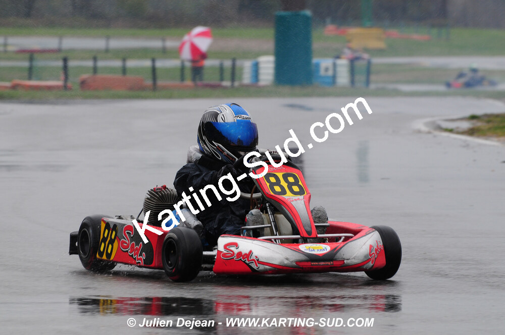12/04/2009 : 1ère manche du Championnat Sud et 1ère manche du Championnat Régional Languedoc-Roussillon à Lavelanet (photos Julien Dejean) 2009 — karting