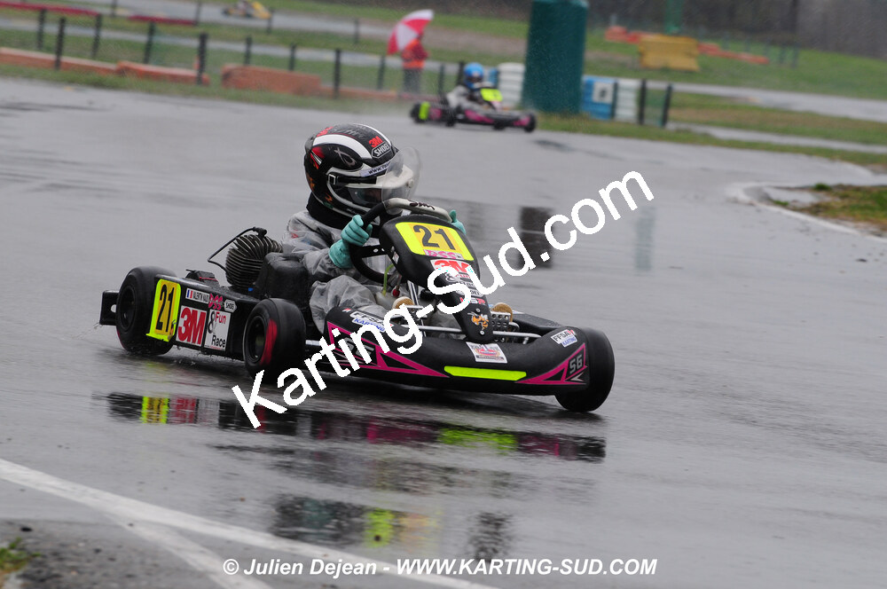 12/04/2009 : 1ère manche du Championnat Sud et 1ère manche du Championnat Régional Languedoc-Roussillon à Lavelanet (photos Julien Dejean) 2009 — karting