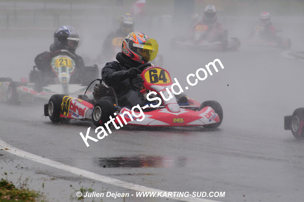 12/04/2009 : 1ère manche du Championnat Sud et 1ère manche du Championnat Régional Languedoc-Roussillon à Lavelanet (photos Julien Dejean) 2009 — karting
