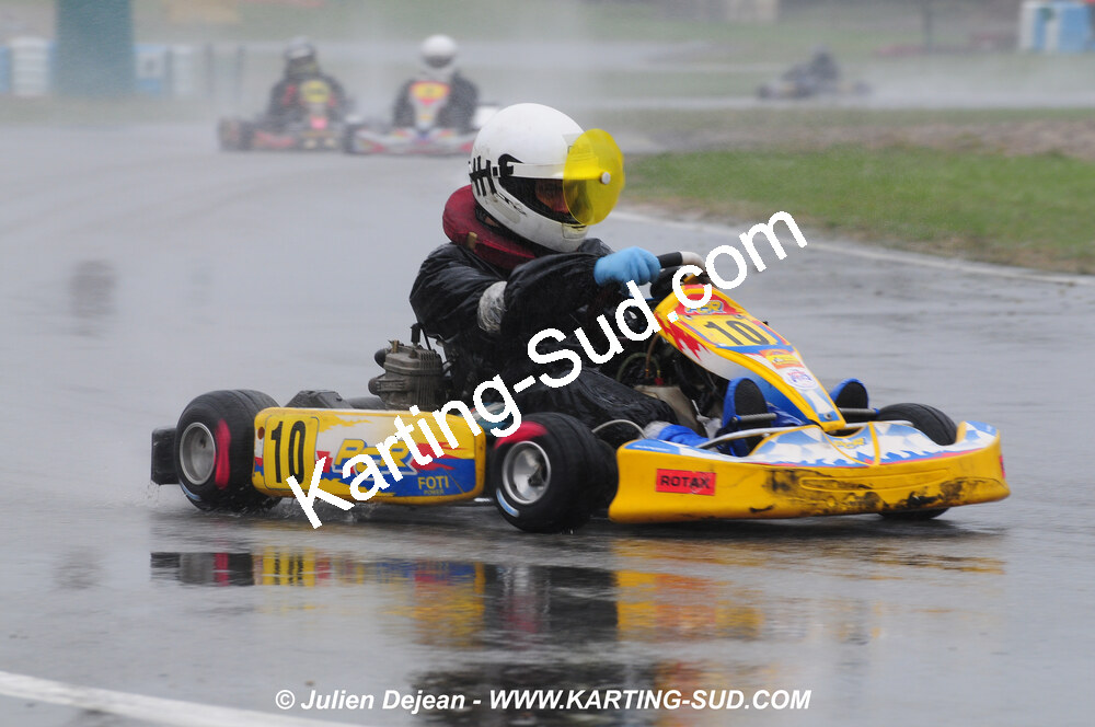 12/04/2009 : 1ère manche du Championnat Sud et 1ère manche du Championnat Régional Languedoc-Roussillon à Lavelanet (photos Julien Dejean) 2009 — karting