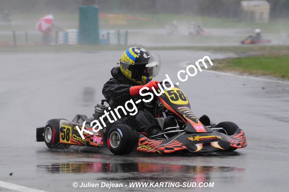 12/04/2009 : 1ère manche du Championnat Sud et 1ère manche du Championnat Régional Languedoc-Roussillon à Lavelanet (photos Julien Dejean) 2009 — karting