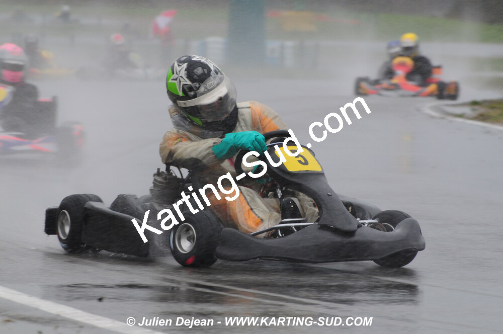 12/04/2009 : 1ère manche du Championnat Sud et 1ère manche du Championnat Régional Languedoc-Roussillon à Lavelanet (photos Julien Dejean) 2009 — karting