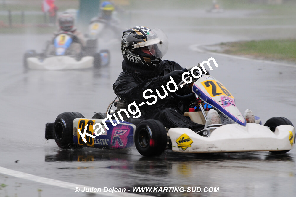 12/04/2009 : 1ère manche du Championnat Sud et 1ère manche du Championnat Régional Languedoc-Roussillon à Lavelanet (photos Julien Dejean) 2009 — karting