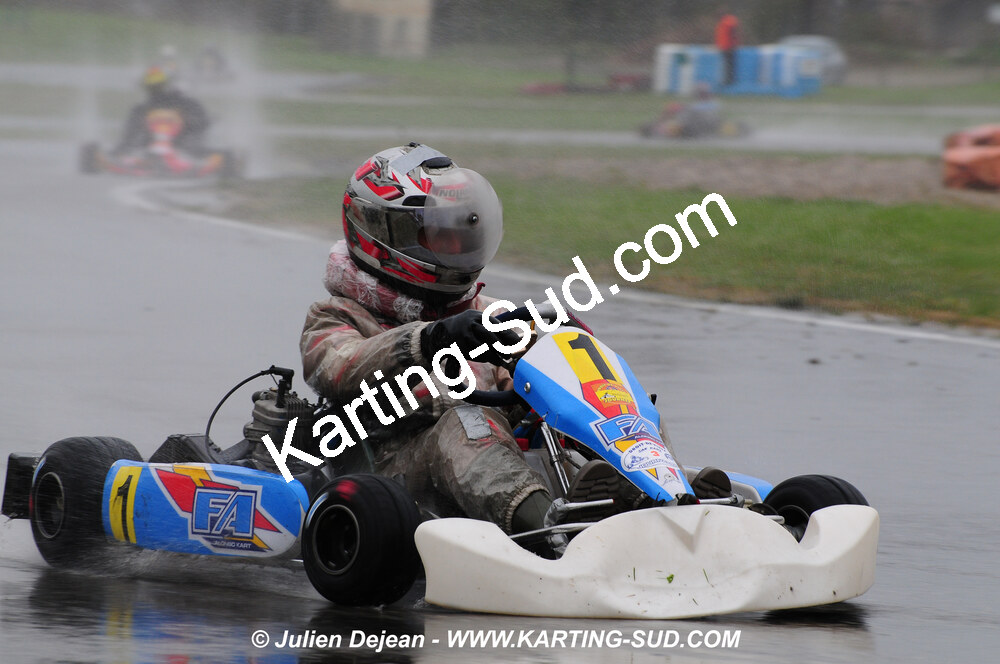 12/04/2009 : 1ère manche du Championnat Sud et 1ère manche du Championnat Régional Languedoc-Roussillon à Lavelanet (photos Julien Dejean) 2009 — karting
