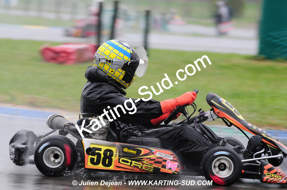 12/04/2009 : 1ère manche du Championnat Sud et 1ère manche du Championnat Régional Languedoc-Roussillon à Lavelanet (photos Julien Dejean) 2009 — karting