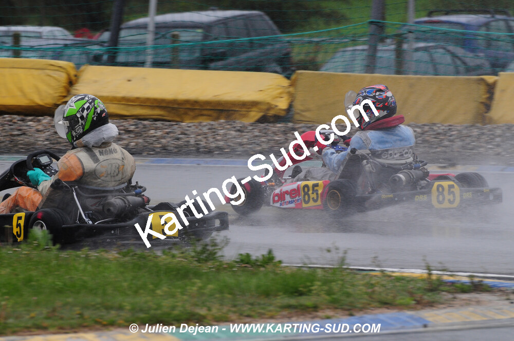 12/04/2009 : 1ère manche du Championnat Sud et 1ère manche du Championnat Régional Languedoc-Roussillon à Lavelanet (photos Julien Dejean) 2009 — karting