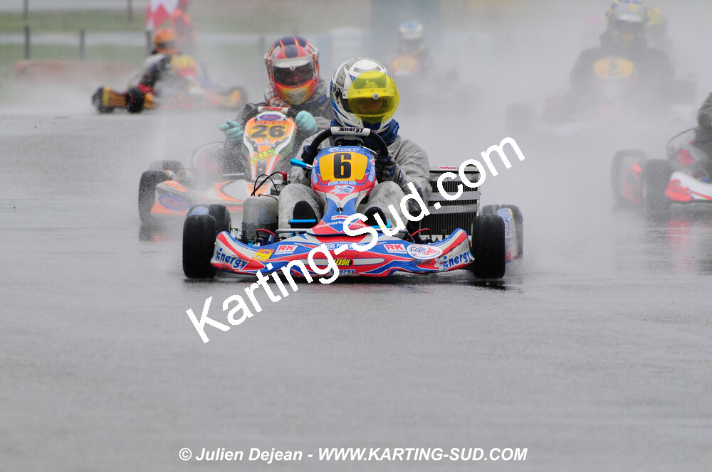 12/04/2009 : 1ère manche du Championnat Sud et 1ère manche du Championnat Régional Languedoc-Roussillon à Lavelanet (photos Julien Dejean) 2009 — karting