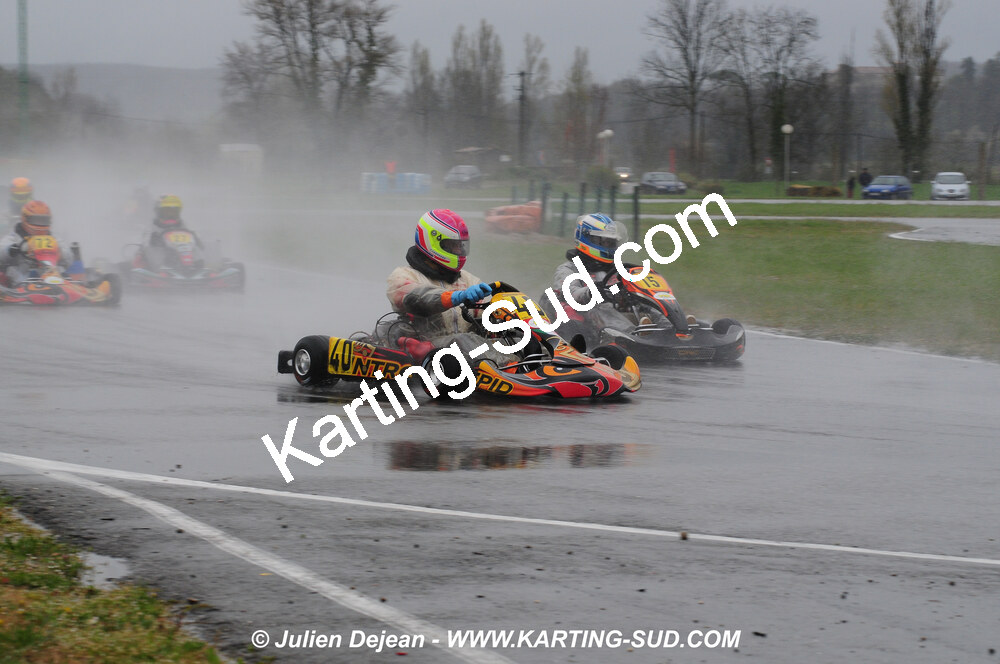 12/04/2009 : 1ère manche du Championnat Sud et 1ère manche du Championnat Régional Languedoc-Roussillon à Lavelanet (photos Julien Dejean) 2009 — karting