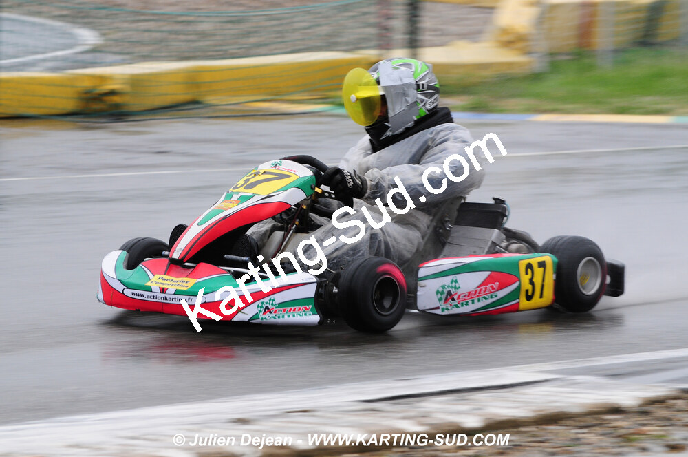 12/04/2009 : 1ère manche du Championnat Sud et 1ère manche du Championnat Régional Languedoc-Roussillon à Lavelanet (photos Julien Dejean) 2009 — karting
