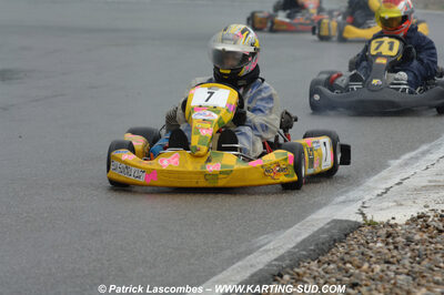 12/04/2009 : 1ère manche du Championnat Sud et 1ère manche du Championnat Régional Languedoc-Roussillon à Lavelanet (photos Patrick Lascombes) 2009 — karting