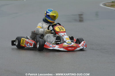 12/04/2009 : 1ère manche du Championnat Sud et 1ère manche du Championnat Régional Languedoc-Roussillon à Lavelanet (photos Patrick Lascombes) 2009 — karting