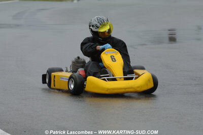 12/04/2009 : 1ère manche du Championnat Sud et 1ère manche du Championnat Régional Languedoc-Roussillon à Lavelanet (photos Patrick Lascombes) 2009 — karting