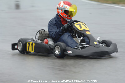 12/04/2009 : 1ère manche du Championnat Sud et 1ère manche du Championnat Régional Languedoc-Roussillon à Lavelanet (photos Patrick Lascombes) 2009 — karting