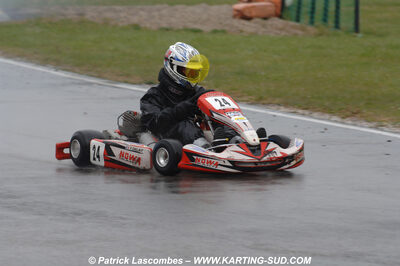 12/04/2009 : 1ère manche du Championnat Sud et 1ère manche du Championnat Régional Languedoc-Roussillon à Lavelanet (photos Patrick Lascombes) 2009 — karting