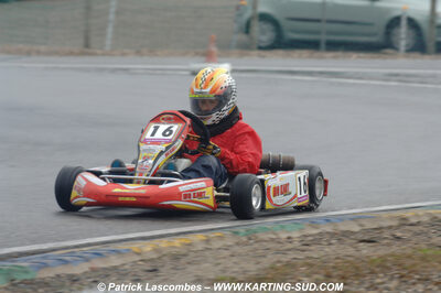 12/04/2009 : 1ère manche du Championnat Sud et 1ère manche du Championnat Régional Languedoc-Roussillon à Lavelanet (photos Patrick Lascombes) 2009 — karting