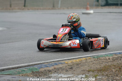 12/04/2009 : 1ère manche du Championnat Sud et 1ère manche du Championnat Régional Languedoc-Roussillon à Lavelanet (photos Patrick Lascombes) 2009 — karting