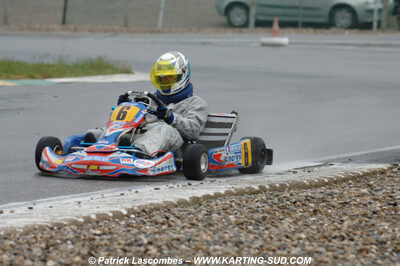 12/04/2009 : 1ère manche du Championnat Sud et 1ère manche du Championnat Régional Languedoc-Roussillon à Lavelanet (photos Patrick Lascombes) 2009 — karting