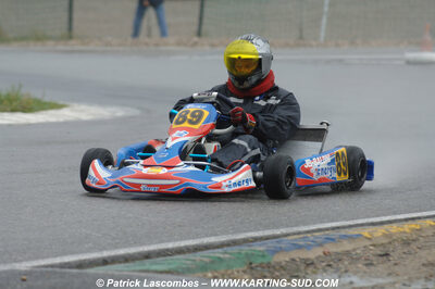 12/04/2009 : 1ère manche du Championnat Sud et 1ère manche du Championnat Régional Languedoc-Roussillon à Lavelanet (photos Patrick Lascombes) 2009 — karting