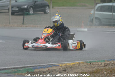 12/04/2009 : 1ère manche du Championnat Sud et 1ère manche du Championnat Régional Languedoc-Roussillon à Lavelanet (photos Patrick Lascombes) 2009 — karting