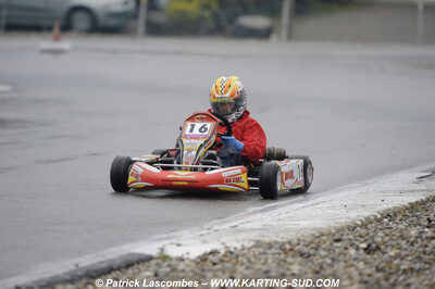 12/04/2009 : 1ère manche du Championnat Sud et 1ère manche du Championnat Régional Languedoc-Roussillon à Lavelanet (photos Patrick Lascombes) 2009 — karting