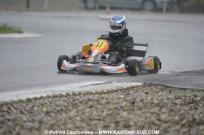 12/04/2009 : 1ère manche du Championnat Sud et 1ère manche du Championnat Régional Languedoc-Roussillon à Lavelanet (photos Patrick Lascombes) 2009 — karting