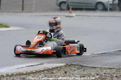 12/04/2009 : 1ère manche du Championnat Sud et 1ère manche du Championnat Régional Languedoc-Roussillon à Lavelanet (photos Patrick Lascombes) 2009 — karting