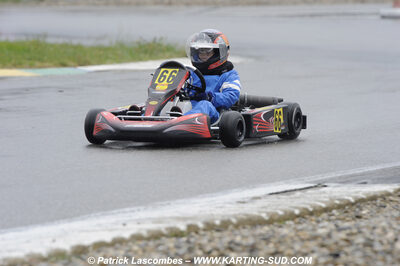 12/04/2009 : 1ère manche du Championnat Sud et 1ère manche du Championnat Régional Languedoc-Roussillon à Lavelanet (photos Patrick Lascombes) 2009 — karting
