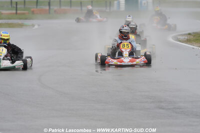 12/04/2009 : 1ère manche du Championnat Sud et 1ère manche du Championnat Régional Languedoc-Roussillon à Lavelanet (photos Patrick Lascombes) 2009 — karting
