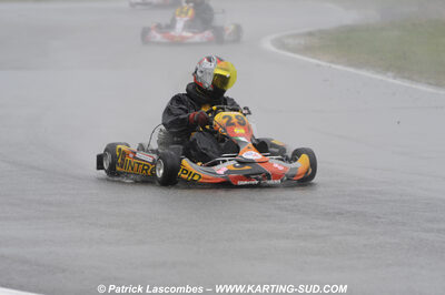 12/04/2009 : 1ère manche du Championnat Sud et 1ère manche du Championnat Régional Languedoc-Roussillon à Lavelanet (photos Patrick Lascombes) 2009 — karting