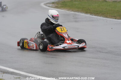 12/04/2009 : 1ère manche du Championnat Sud et 1ère manche du Championnat Régional Languedoc-Roussillon à Lavelanet (photos Patrick Lascombes) 2009 — karting