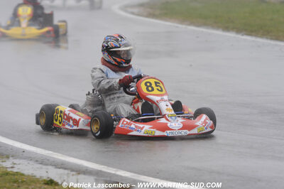 12/04/2009 : 1ère manche du Championnat Sud et 1ère manche du Championnat Régional Languedoc-Roussillon à Lavelanet (photos Patrick Lascombes) 2009 — karting