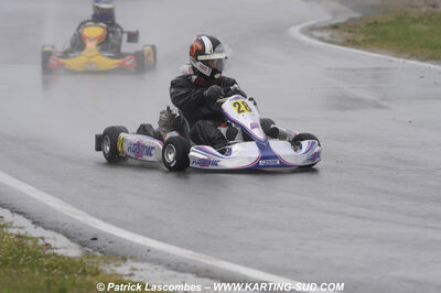 12/04/2009 : 1ère manche du Championnat Sud et 1ère manche du Championnat Régional Languedoc-Roussillon à Lavelanet (photos Patrick Lascombes) 2009 — karting