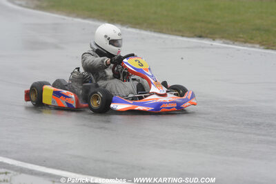 12/04/2009 : 1ère manche du Championnat Sud et 1ère manche du Championnat Régional Languedoc-Roussillon à Lavelanet (photos Patrick Lascombes) 2009 — karting