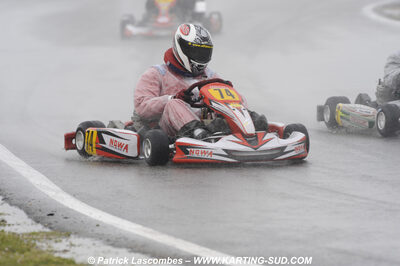 12/04/2009 : 1ère manche du Championnat Sud et 1ère manche du Championnat Régional Languedoc-Roussillon à Lavelanet (photos Patrick Lascombes) 2009 — karting