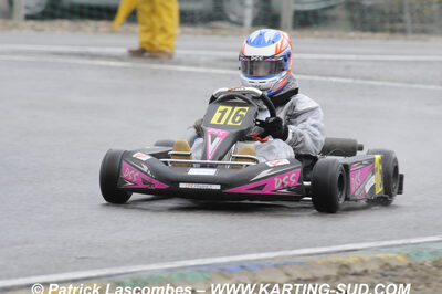 12/04/2009 : 1ère manche du Championnat Sud et 1ère manche du Championnat Régional Languedoc-Roussillon à Lavelanet (photos Patrick Lascombes) 2009 — karting